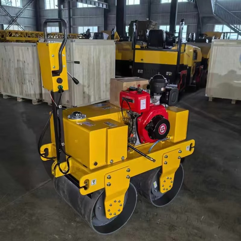รถบดอัดดินแบบสั่นสะเทือนสำหรับ - Heavy Equipment Construction บทวิจารณ์และราคา